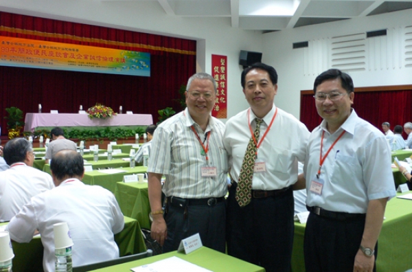 99年度簡政便民座談會